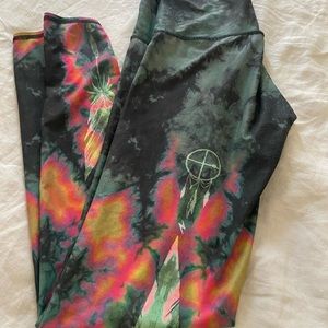 Teeki brand leggings. Size medium. Feels like your own skin.